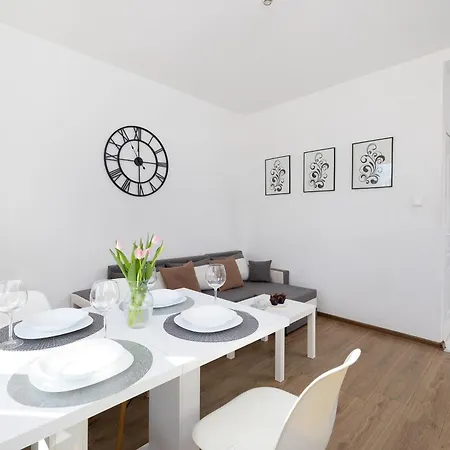 Rynek Sienny Cosy By Bookinghost * شتشيتسين