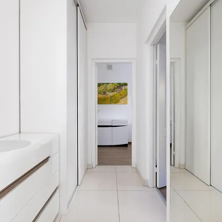 شقة Rynek Sienny Cosy By Bookinghost شتشيتسين