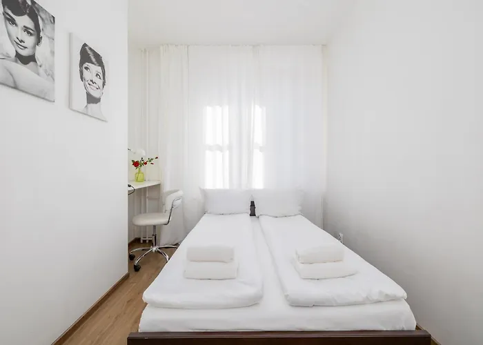 Appartamento Rynek Sienny Cosy By Bookinghost Stettino