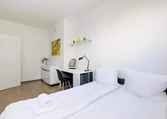 Appartamento Rynek Sienny Cosy By Bookinghost Stettino